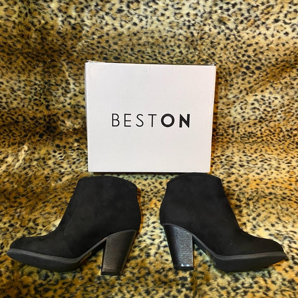 Beston Suede ankle boots - Picture 2 of 6